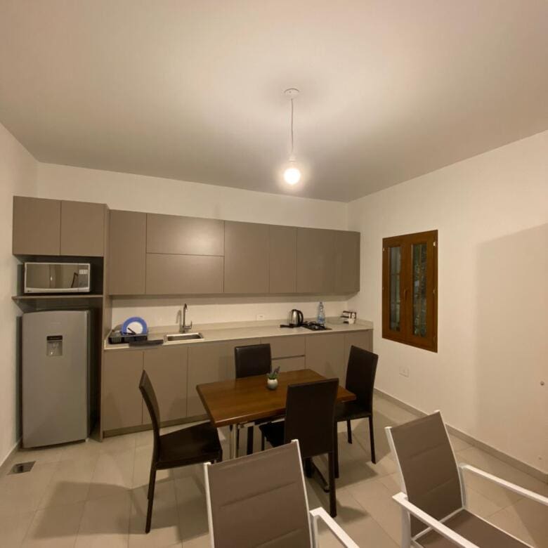 WhatsApp Image 2024 04 11 at 10.58.00 PM